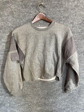 C'est Toi Shirt Womens Small Gray Quilted Colorblock Cropped Fleece Top